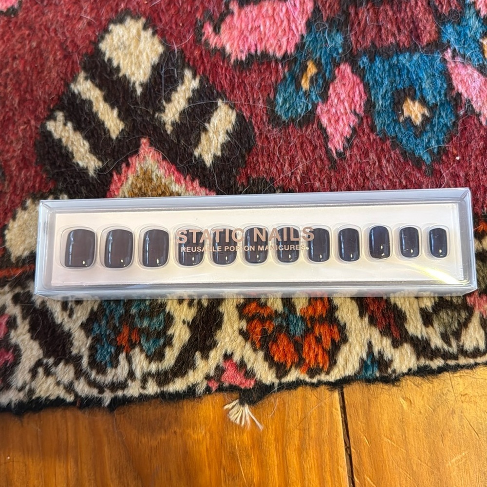 NEW Static Nails Press On Nails — Say it in French Square